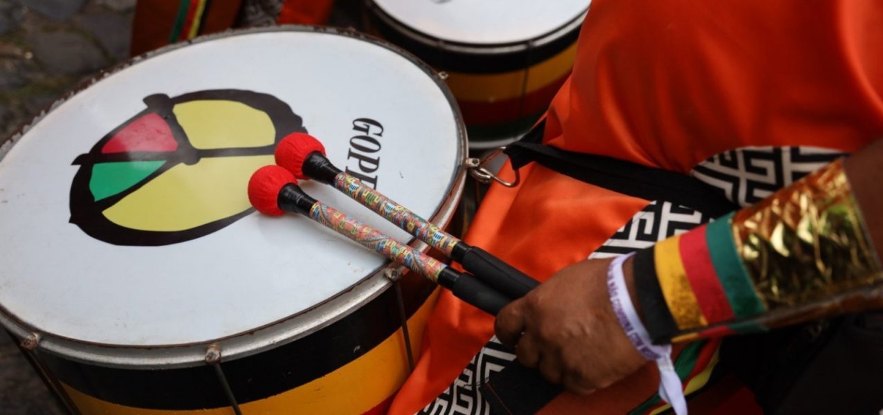 178062olodum-abre-desfile-no-circuito-da-barra-no-carnaval-de-salvador-3 178062olodum-abre-desfile-no-circuito-da-barra-no-carnaval-de-salvador-3