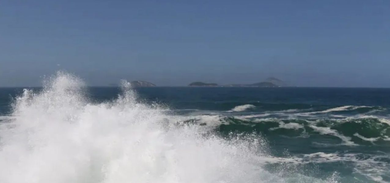 185413marinha-alerta-para-ressaca-com-ondas-de-ate-25-metros-no-litoral-de-salvador-3 185413marinha-alerta-para-ressaca-com-ondas-de-ate-25-metros-no-litoral-de-salvador-3